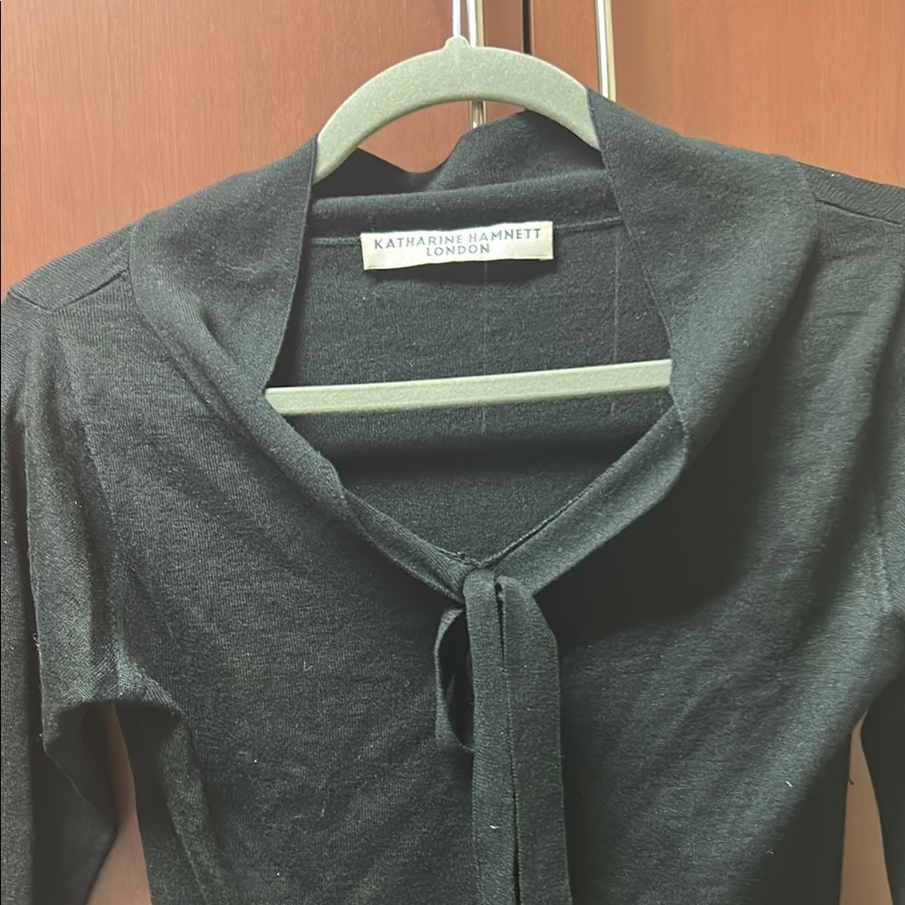 Black cashmere vintage v neck sweater